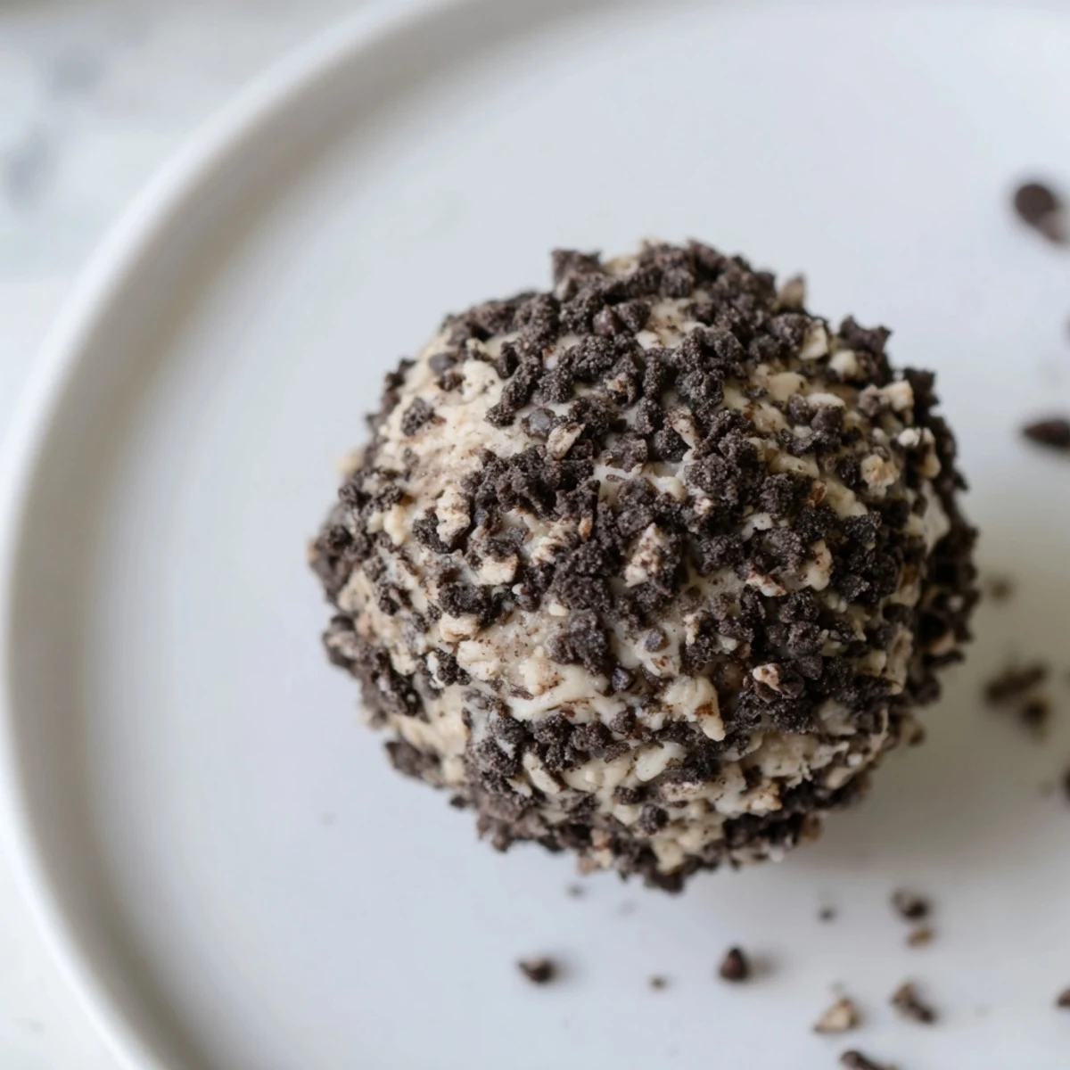 Cream Cheese Oreo Protein Balls: creamy, Oreo-studded no-bake treats ready for a quick energy boost.